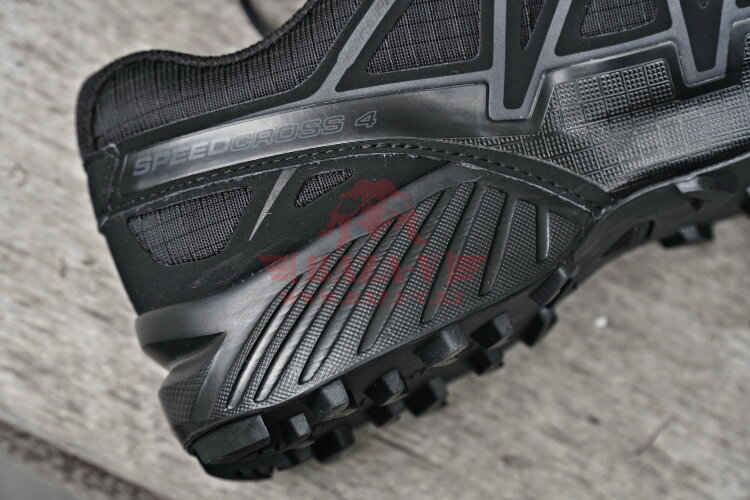 Тактические беговые кроссовки Salomon Speedcross 4 Wide Forces для пересеченной местности (Black)