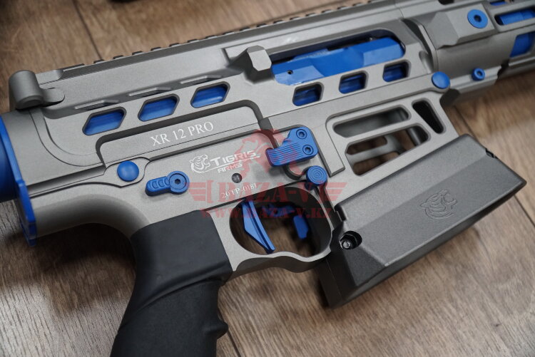 Гладкоствольное ружье для IPSC Tigris XR12 Pro, 12х76, 16" в кейсе (Titanium/Blue)