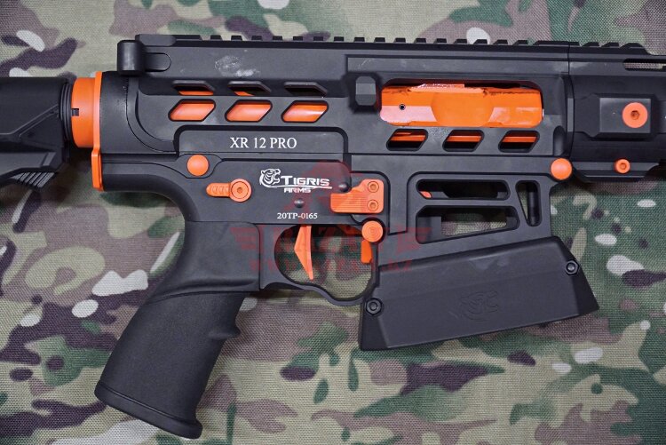 Пистолетная рукоятка, Пикатинни Tigris XR12 Pro (Black/Orange)